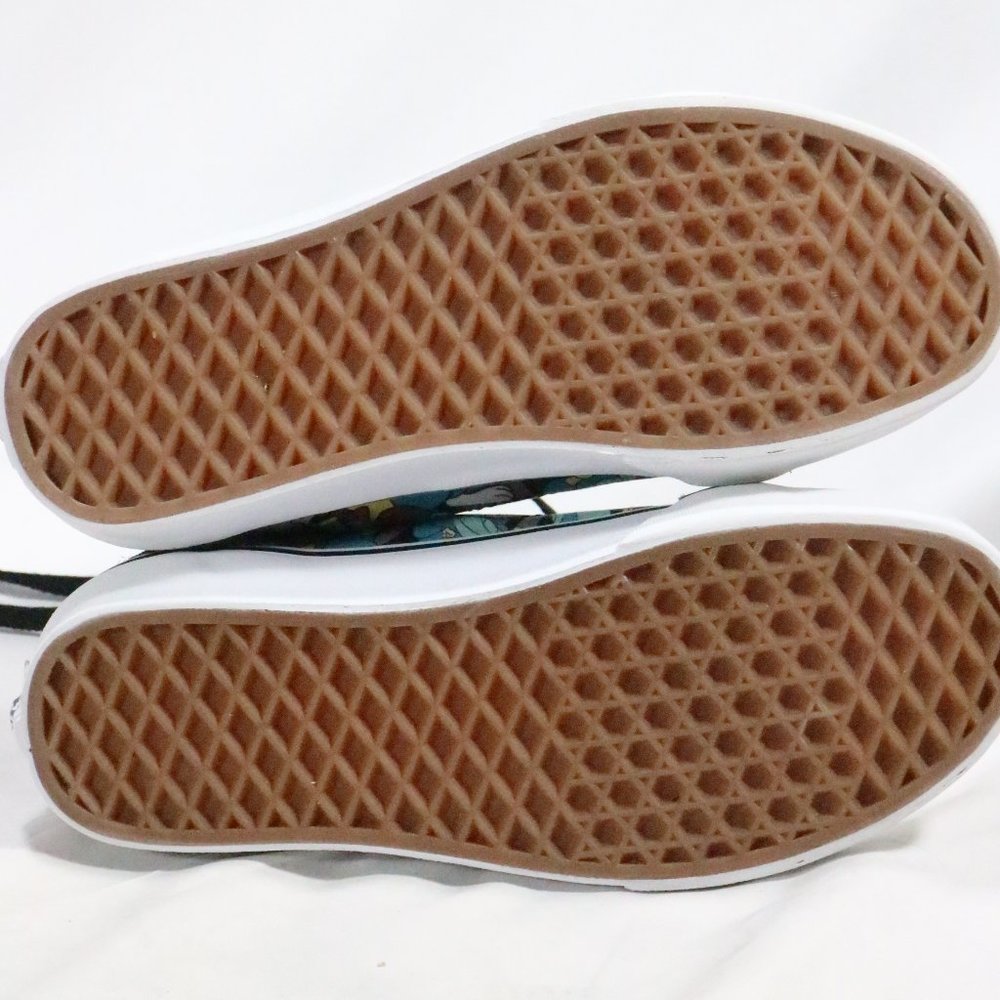 VANS SK8 Hi Reissue Disney Alice in Wonderland - Picture 13 of 14